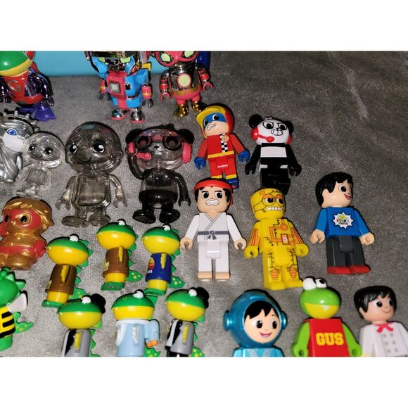 RYAN'S World HUGH LOT (179 pieces) 2 Cases Road TRIP RARE Large Mini Assorted - Picture 8 of 14